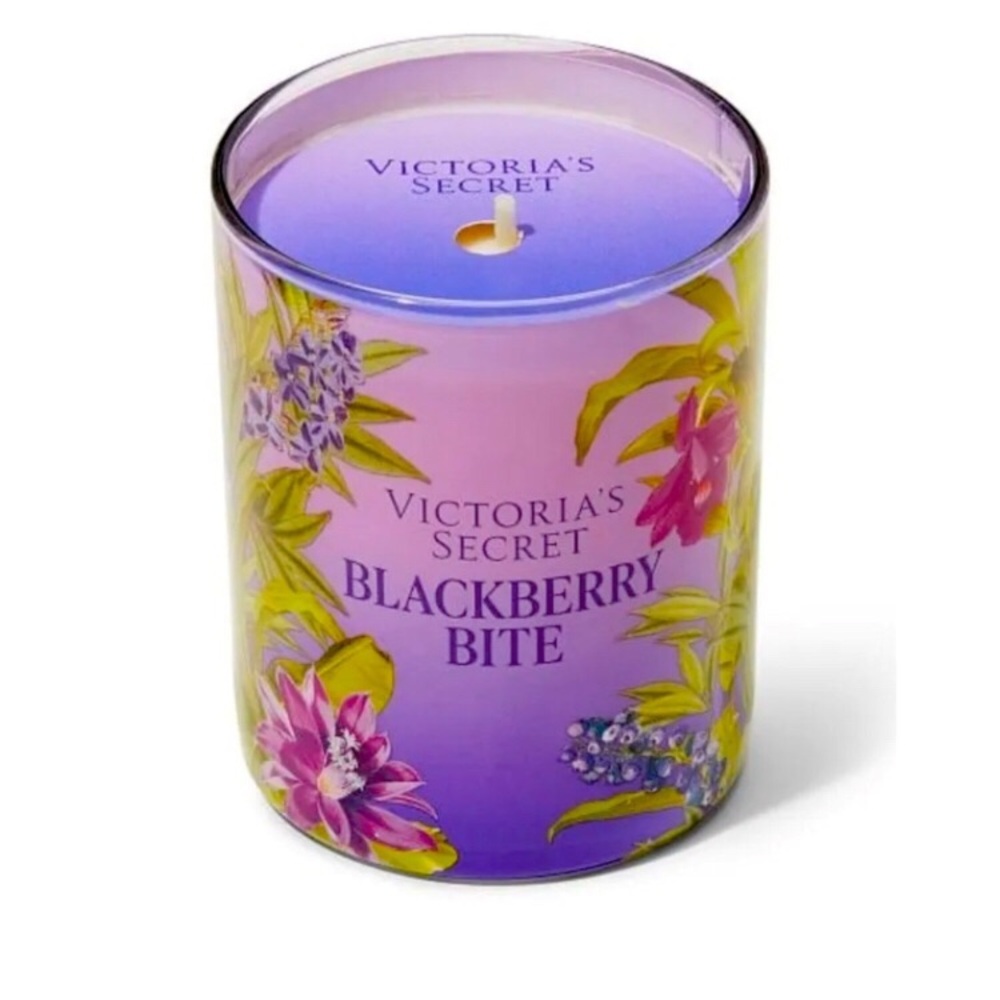 VICTORIAS SECRET BLACKBERRY BITE SCENTED SINGLE WICK CANDLE 9 oz